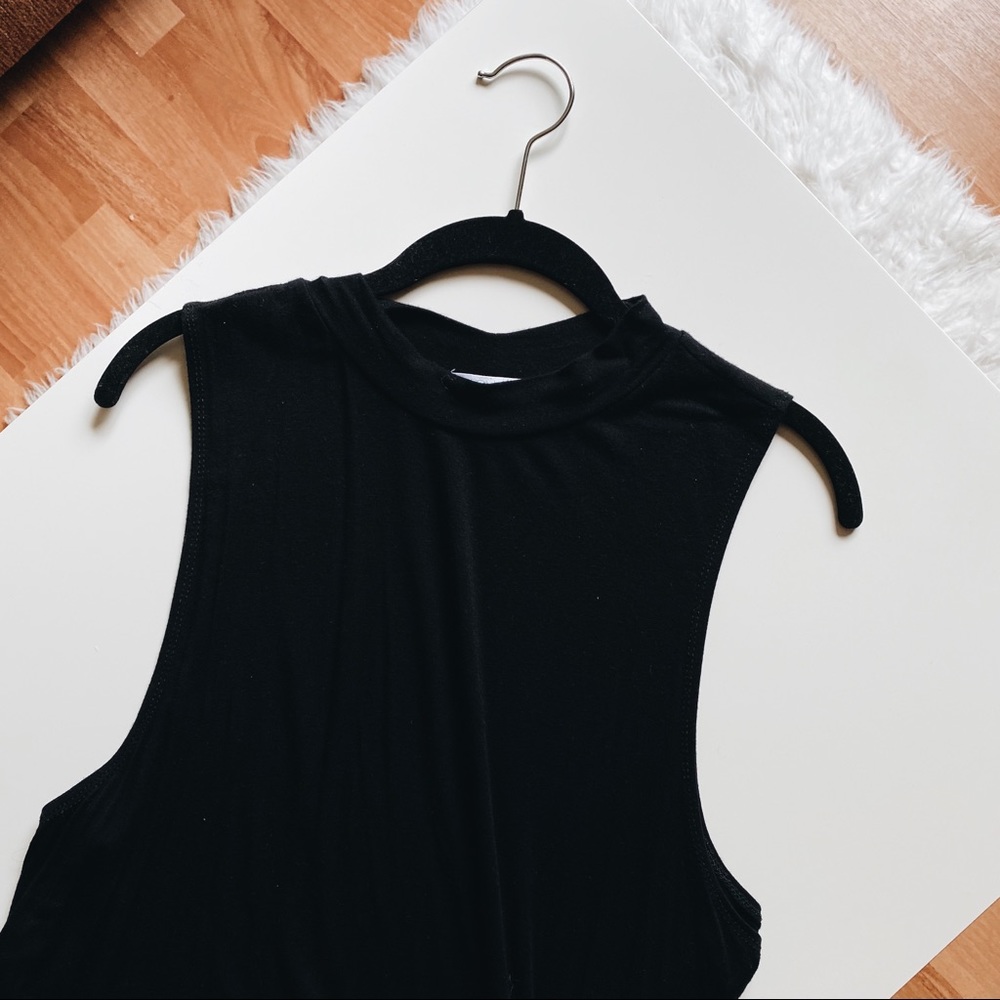 MINIMALIST BLACK HIGH NECK DRESS🖤